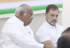 तेलंगाना केमिकल फैक्ट्री ब्लास्ट : खड़गे-राहुल गांधी ने जताया दुख, कहा- पीड़ित परिवारों के साथ खड़े हैं