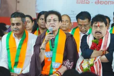 तेलंगाना फीस प्रतिपूर्ति विवाद: BJP सांसद रेखा शर्मा ने कांग्रेस सरकार को घेरा, राहुल गांधी को दी खुली चुनौती