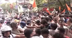 Jadavpur University clashes: V-C hints at police outpost after ABVP-SFI clash
