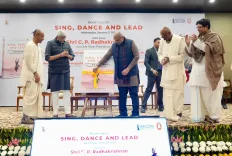 क्या तेजी से बदलते संसार में स्वामी प्रभुपाद की शिक्षाएं पहले से अधिक प्रासंगिक हैं?