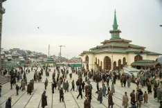 Thousands gather at Chrar-e-Sharief for Sheikh Nooruddin Wali Urs 2026