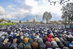 Hazratbal shrine draws thousands for Eid-e-Milad in Srinagar