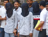 टाइगर श्रॉफ फायरिंग केस: आरोपियों ने ₹1,000 देकर की सितारों के घरों की रेकी, क्राइम ब्रांच ने धारा-111 जोड़ी