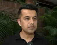 तिलक नगर थप्पड़ कांड: कांग्रेस ने मांगी निष्पक्ष जांच, मंत्री प्रवेश वर्मा पर कार्रवाई की माँग