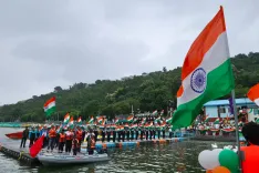 भोपाल के बड़े तालाब पर देश का पहला फ्लोटिंग तिरंगा, CM मोहन यादव ने नौका यात्रा का किया शुभारंभ