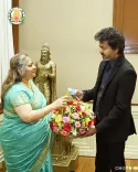 TN CM Joseph Vijay meets J. Jayalalithaa University VC