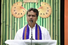 Tripura CM Manik Saha distributes jobs, sewing machines in Agartala push
