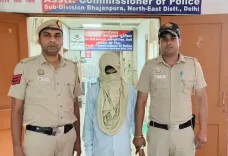 Delhi Police arrest 2 bootleggers, seize 121 quarters of illicit liquor