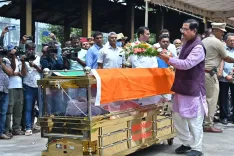 Did Union Minister Pralhad Joshi Pay Tribute to Kannada Writer Bhyrappa in Mysuru?