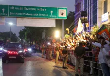 क्या पीएम मोदी का बनारस में भव्य स्वागत हुआ?