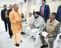 क्या ठंड में आने वाले फरियादियों के लिए रैनबसेरे में रुकने की व्यवस्था कराई जा रही है? : सीएम योगी