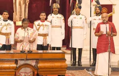 क्या सीपी राधाकृष्णन ने उपराष्ट्रपति के रूप में शपथ ली? जानें पूरी प्रक्रिया