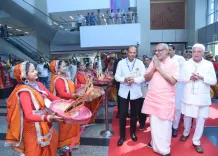 क्या उपराष्ट्रपति सीपी राधाकृष्णन ने पटना में आयोजित साहित्य महोत्सव 'उन्मेष' के समापन समारोह में शिरकत की?