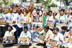 UPI MDR charges row: Karnataka Congress protests in Bengaluru, demands Centre roll back proposed fee