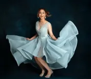 Did Urmila Matondkar Channel Her Inner Marilyn Monroe with a Memorable Flying-Skirt Pose?