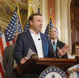 US Democrats say Trump bypassed Congress on Venezuela