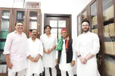 शायान मसूद सपा में शामिल, कांग्रेस सांसद इमरान मसूद को बड़ा झटका