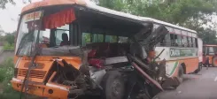 बहराइच में UPSRTC बस-ट्रैक्टर टक्कर: ट्रैक्टर चालक की मौत, 11 यात्री घायल