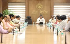 उत्तर प्रदेश: मंत्री जयवीर सिंह ने विलंबित पर्यटन परियोजनाओं के लिए सख्त निर्देश दिए