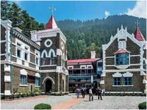 क्या उत्तराखंड में बाढ़ संकट पर हाईकोर्ट ने सख्त निर्णय लिया?