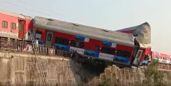 ऋषिकेश में उज्जैनी एक्सप्रेस के तीन डिब्बे पटरी से उतरे, यार्ड में ट्रैक बदलते वक्त हुआ हादसा