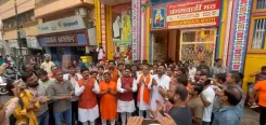क्या वाराणसी में हनुमान चालीसा पाठ बजाने पर विवाद खड़ा हुआ?