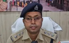 वाराणसी: गंगा में नॉन-वेज फेंकने के आरोप में 14 व्यक्तियों की गिरफ्तारी