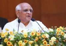 क्या वाइब्रेंट गुजरात रीजनल कॉन्फ्रेंस में ‘कार्बन से फसल तक: हरित अणु, अधिक उत्पादन’ पर परिसंवाद आयोजित हुआ?