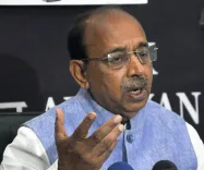 क्या विजय गोयल की मांग से देशभर में बच्चों और बुजुर्गों की सुरक्षा के लिए 'नो डॉग्स ऑन स्ट्रीट' नीति बनेगी?