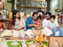 How does Vijayadashami celebrate faith, culture, and community in Kerala?