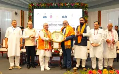 उपराष्ट्रपति सी. पी. राधाकृष्णन का गयाजी में संदेश: वोट से चुनाव, भरोसा निस्वार्थ सेवा से