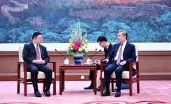 वांग यी ने आसियान महासचिव से मुलाकात की