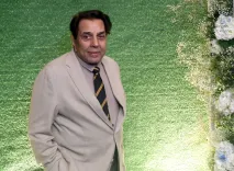 Dharmendra called Jaya Bachchan 'Guddi' on Rocky Aur Rani set
