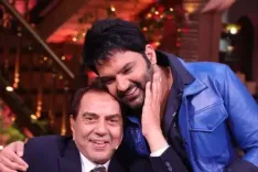When late Dharmendra waited for two hours just to watch Kapil Sharma perform in Toronto