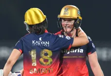 How Did Smriti Praise Grace Harris' Incredible Power Hitting?