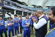 India women decline Asia Cup trophy from Naqvi, mirror men's team stand