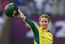 Is Phoebe Litchfield the New Force in Women’s Cricket?