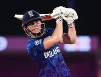 How Did Heather Knight Lead England to a Tense Victory Over Bangladesh in the Women's World Cup?