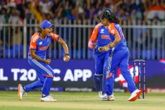 Did Sri Lanka Captain Chamari Athapaththu Make the Right Call by Bowling First Against India in the Women’s World Cup?