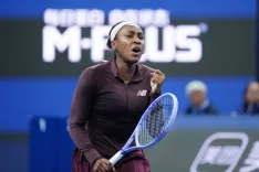 Coco Gauff reaches China Open last 16 for 4th year; Zheng Qinwen advances