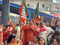 जेएनयू यौन उत्पीड़न मामला: भाजपा महिला मोर्चा ने राहुल-प्रियंका से माँगा जवाब, कांग्रेस सांसद पर कार्रवाई की माँग
