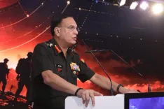 थल सेनाध्यक्ष जनरल धीरज सेठ: 'रुक-रुक कर होने वाले युद्धों' के दौर में आत्मनिर्भरता की सोच बदलनी होगी