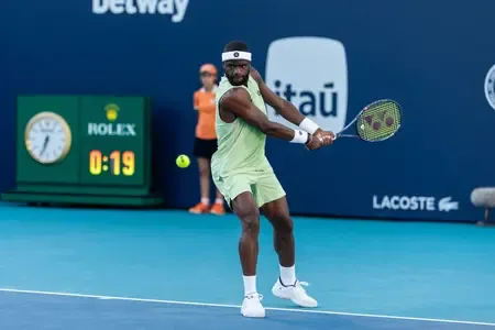 Frances Tiafoe Advances to Miami QF Against Jannik Sinner; Zverev Wins in Tiebreaks