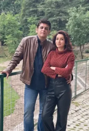 क्या टिस्का चोपड़ा ने खास अंदाज में पति संजय को सालगिरह की बधाई दी?