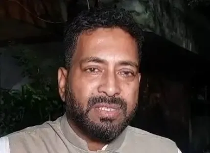 शंकर घोष: टीएमसी का घोषणा पत्र ममता बनर्जी के लिए बेकार