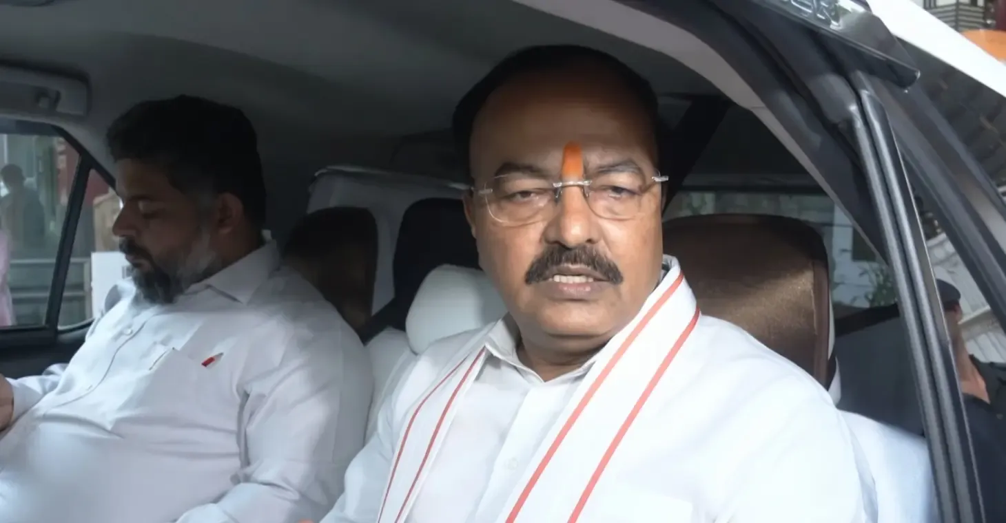 पश्चिम बंगाल में 15 बूथों पर पुनर्मतदान: केशव प्रसाद मौर्य का TMC पर गुंडागर्दी का आरोप