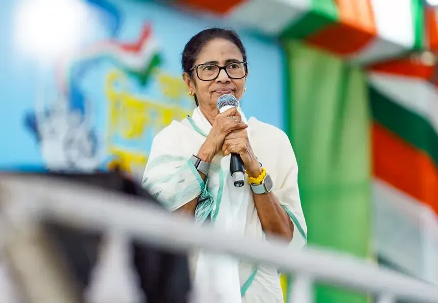 टीएमसी ने बंगाल चुनाव के द्वितीय चरण के लिए ममता समेत 40 स्टार प्रचारकों की सूची जारी की