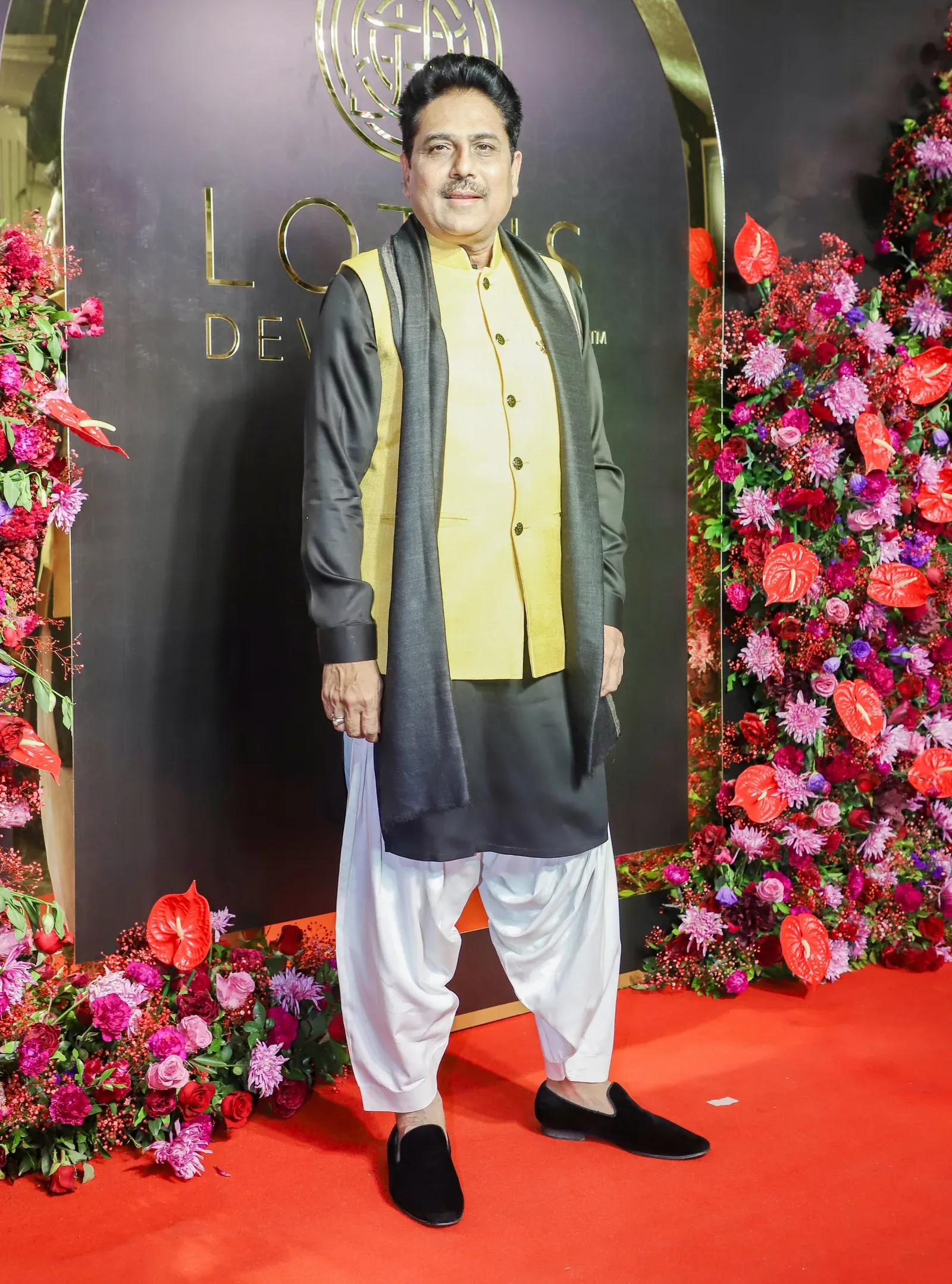 Shailesh Lodha gets emotional at daughter Swara's Jodhpur royal wedding