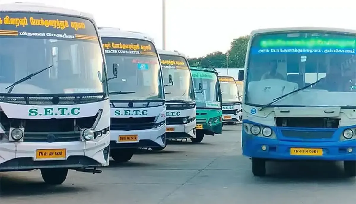 Ayudha Puja rush: 4.15 lakh passengers leave Chennai on 9,571 bus services in 3 days