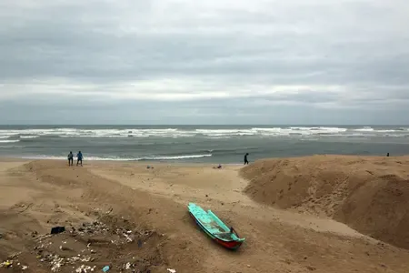 TN govt asks public to stock essential commodities as Cyclone Ditwah advances
